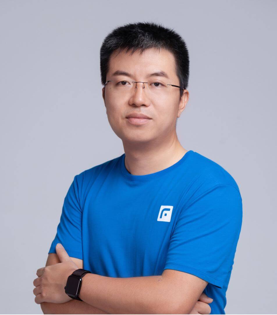 李  華